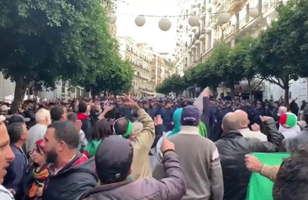 Manifestaciones en Argelia
